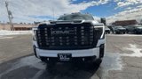 New 2025 GMC Sierra 3500 Denali Ultimate image 3