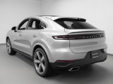 Certified 2024 Porsche Cayenne Coupe image 3