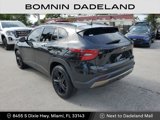 Used 2025 Chevrolet Trax ACTIV w/ Driver Confidence Package image 3