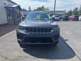 Used 2023 Jeep Grand Cherokee Laredo image 3