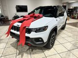 Used 2024 Jeep Compass Trailhawk image 2