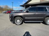Used 2017 Cadillac Escalade Premium Luxury image 2