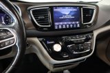 Used 2019 Chrysler Pacifica Touring-L Plus w/ Advanced Safetytec Group image 5