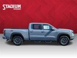 New 2025 Nissan Frontier PRO-4X image 2