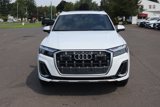 Used 2025 Audi Q7 2.0T Premium w/ Convenience Package image 2