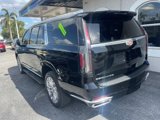 Used 2022 Cadillac Escalade ESV Premium Luxury image 3