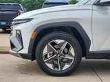 Certified 2025 Hyundai Tucson SEL image 6