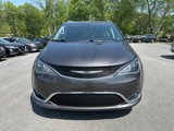 Used 2019 Chrysler Pacifica Touring-L image 3