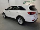 Used 2019 Kia Sorento LX image 4