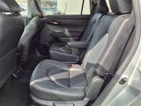 Certified 2024 Toyota Highlander XLE image 6