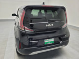 Used 2023 Kia Soul LX w/ LX Technology Package image 6