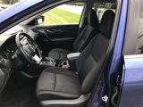Used 2020 Nissan Rogue SV image 2