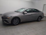 Used 2024 Hyundai Elantra SEL image 2