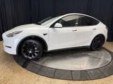 Used 2021 Tesla Model Y Long Range image 4