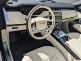 New 2025 Land Rover Range Rover SE image 3