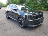Used 2024 Kia Sorento S image 3