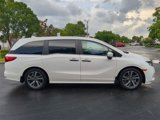 Used 2024 Honda Odyssey Touring image 3