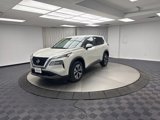 Used 2023 Nissan Rogue SV image 3