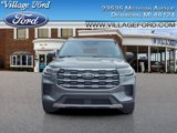 Used 2025 Ford Explorer Active image 2