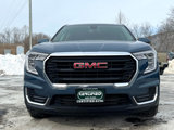 Used 2024 GMC Terrain SLE image 2