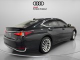 Used 2023 Lexus ES 300h Ultra Luxury w/ Accessory Package (Z2) image 4