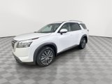 New 2025 Nissan Pathfinder SL image 4