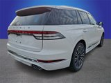 New 2025 Lincoln Aviator Black Label image 3