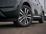 New 2025 Nissan Pathfinder Platinum image 6