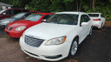 Used 2011 Chrysler 200 Touring image 2