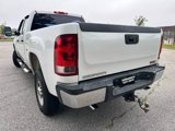 Used 2011 GMC Sierra 2500 W/T image 3