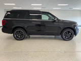 Used 2024 Ford Expedition Limited image 6