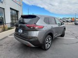 Used 2023 Nissan Rogue SV image 4