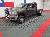 Used 2019 RAM 3500 Tradesman w/ Chrome Appearance Group image 2