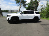 Used 2023 GMC Acadia SLE image 3