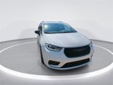 New 2026 Chrysler Pacifica Limited image 3