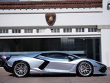 Used 2025 Lamborghini Revuelto image 2