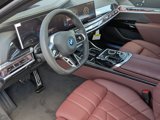 New 2026 BMW 750e xDrive image 3