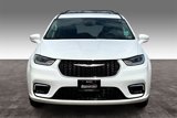 Used 2022 Chrysler Pacifica Touring-L image 4