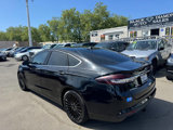 Used 2017 Ford Fusion SE w/ Fusion SE Technology Package image 4