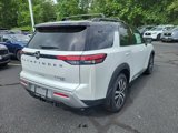New 2025 Nissan Pathfinder Platinum image 5