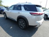 New 2025 Nissan Pathfinder SL image 5
