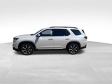 New 2025 Honda Pilot Touring image 4