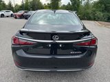 New 2025 Lexus ES 300h w/ Luxury Package image 5