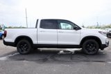 New 2025 Honda Ridgeline Black Edition image 3