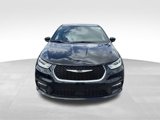 New 2025 Chrysler Pacifica Select image 2