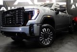 Used 2025 GMC Sierra 2500 Denali Ultimate image 3