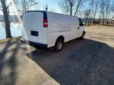 Used 2016 Chevrolet Express 3500 Extended image 3