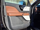 New 2025 Lincoln Aviator Reserve w/ Luxury Package image 4