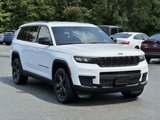Used 2023 Jeep Grand Cherokee L Laredo image 2