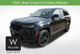 New 2025 Jeep Grand Cherokee Altitude image 3